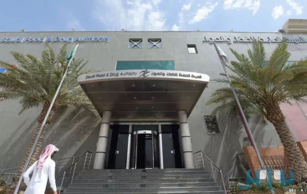 الغذاء والدواء: توضح حقيقة بعض المفاهيم الخاطئة عن اللقاحات