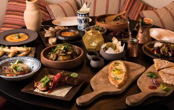 مطعم رؤيا دبي يحتفي بحلول شهر رمضان
