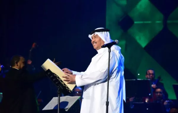 بالفيديو.. هكذا تفاعلت النساء مع أغنية محمد عبده "كيف نخفي حبنا والشوق فاضح"