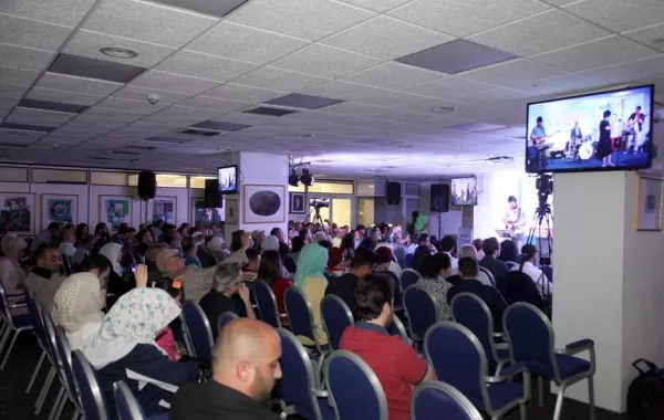 جانب من الحضور.jpg