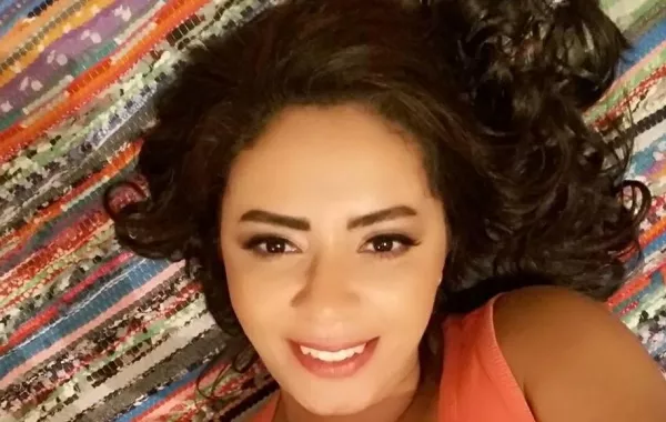 بالصور: نجاة المطربة ياسمين نيازي من الموت المحقق