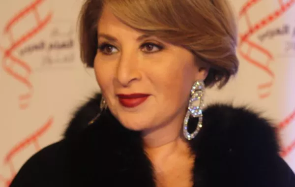 بوسي في أحدث ظهور لها تثير الجدل وجديدها في رمضان