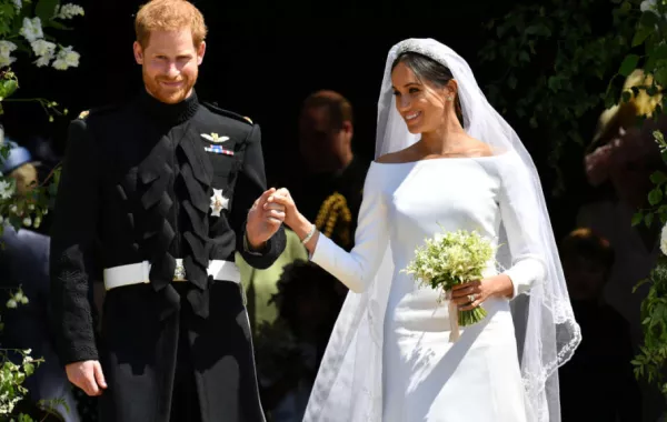 فيديو .. زغاريد في حفل زفاف الأمير هاري