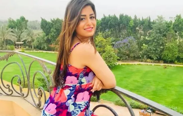 منة فضالي بالفيديو: أحمد عز لن يطلبني للزواج "لأنه متفرغ للفن"