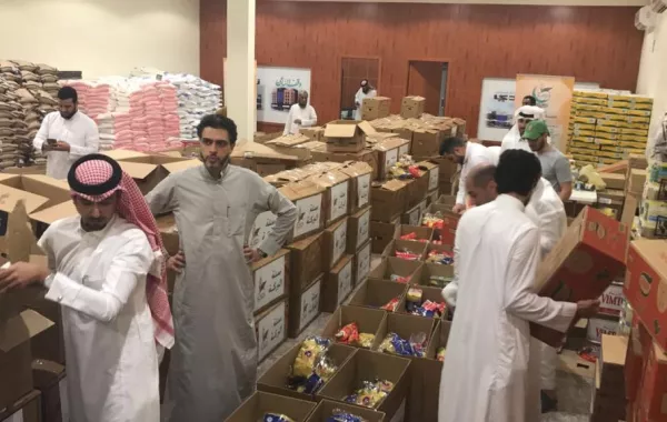 "البركة" توزع 600 سلة رمضانية على المستفيدين في الدمام