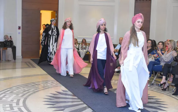 "طارة وخيط" تنظّم عرض أزياء Ramadan Fashion Show