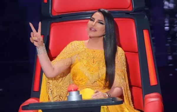 زوج أحلام يكشف عن وجه ابنتهما لولوة