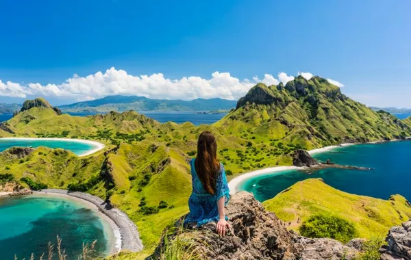 السياحة في اندونيسيا مغرية في الصيف