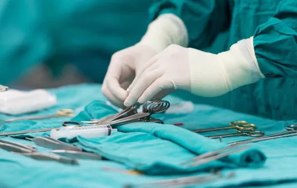 إنهاء معاناة عشريني من التهاب الجيوب الأنفية الفطرية التحسسي