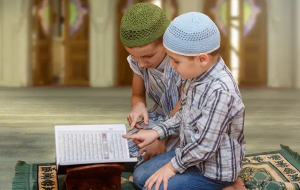 هل باستطاعتي بناء خُطة رمضانية لإخوتي الصغار؟