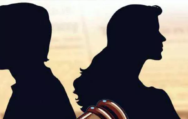 زوج نصاب فشل في بيع شرف زوجته فترك ابنه منها بلا نسب