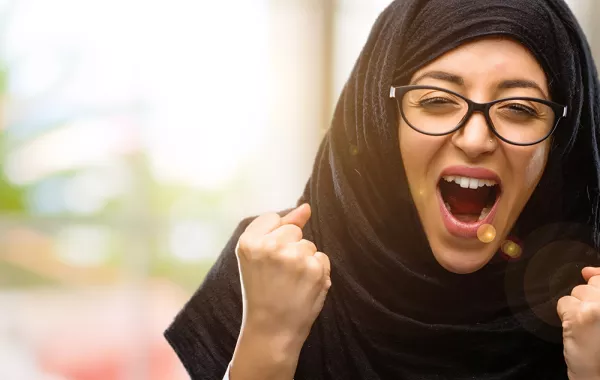 السعوديات.. مع مَنْ وأين سيشاهِدْنَ مباريات كأس العالم؟