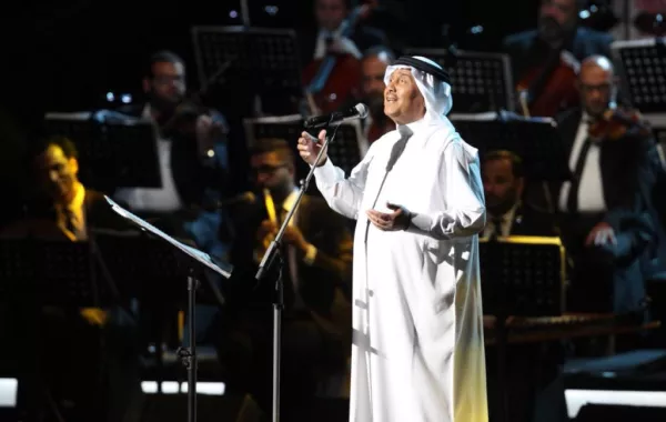 هذا ما حصل بين محمد عبده والجمهور بحفله في الرياض
