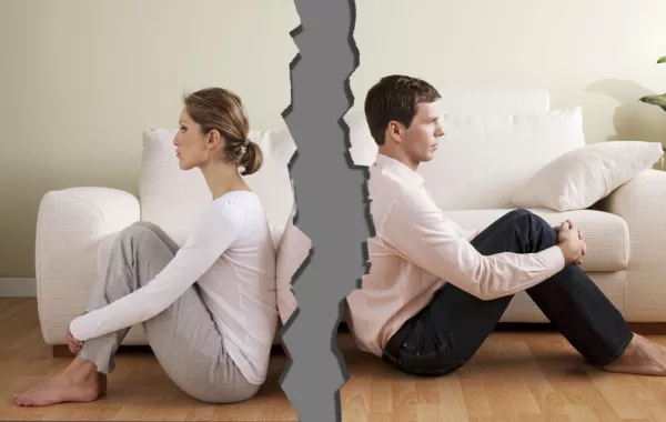 رفض قضاء إجازة العيد في المصيف فطلبت الزوجة الخلع