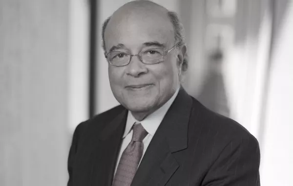 العالم المصري عادل محمود يرحل بصمت وبيل غيتس يعلن وفاته