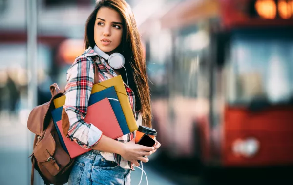 كيف أنظم وقتي ما بين الدراسة والمشاركة في الأنشطة الجامعية؟