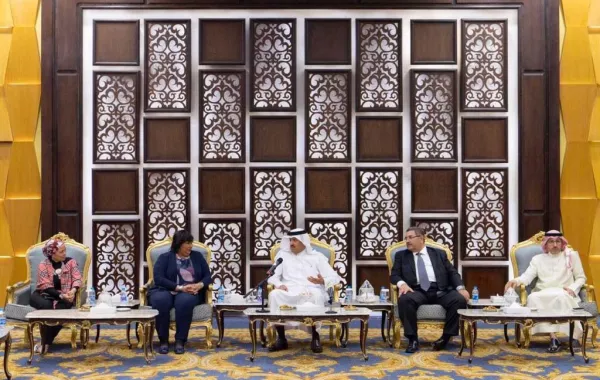 الأمير سلطان بن سلمان يلتقي في الطائف وزيرة الثقافة المصرية