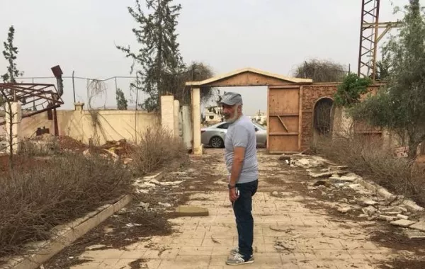 بالصور .. هكذا أصبح منزل أيمن زيدان بعد الحرب