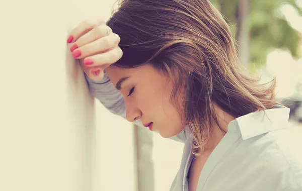 أطعمة تسبب اضطرابات نفسية لدى الشباب والشابات