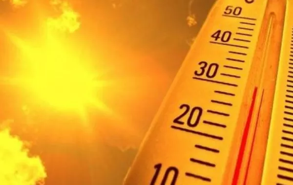 الأرصاد: موجة حارة على بعض مناطق المملكة تبدأ غداً الثلاثاء.. ودرجة الحرارة تتجاوز 48