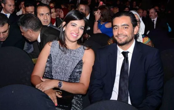 في يوم ميلاده... 10 صور لـ هاني سلامة مع زوجته التي يخفيها عن الإعلام