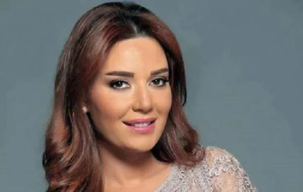 فيديو: بكاء تاليا ابنة سيرين عبد النور بعد خسارة البرازيل