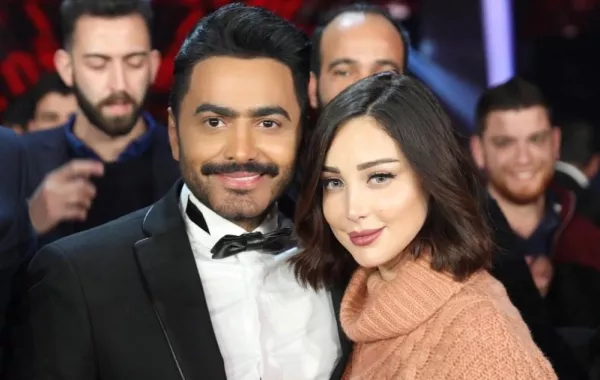 تامر حسني يتجاهل شائعة "الخيانة الزوجية" وينشر بوستر ألبومه الجديد