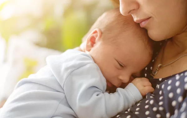 هل متلازمة استنشاق «العقي» خطيرة على طفلي؟