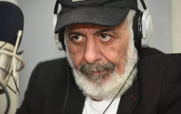 أيمن زيدان يستعد لإطلاق مجموعته القصصية الجديدة "تفاصيل"