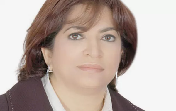 إبتسام العلوي.. أول خليجية وعربية تحصد جائزة التعليم