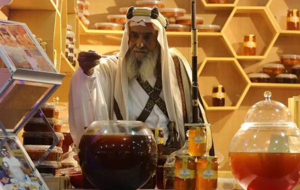 مهرجان العسل الدولي في الباحة يشهد حركة شرائية نشطة