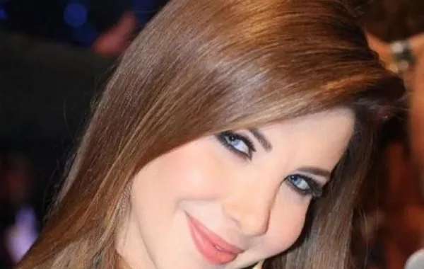 دنيا بطمة عن نانسي عجرم: أعرفها من "أراب أيدول" واستغربت تصرفاتها في المغرب