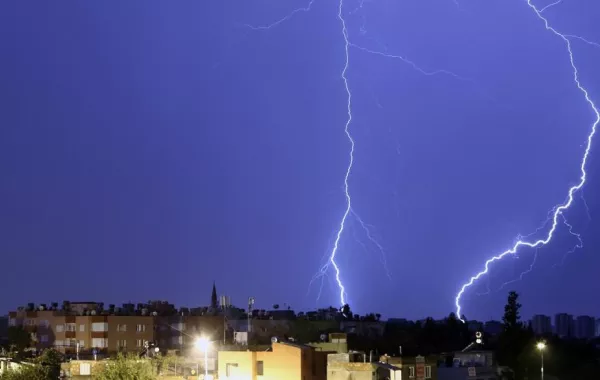 "الأرصاد": أمطار رعدية على الطائف