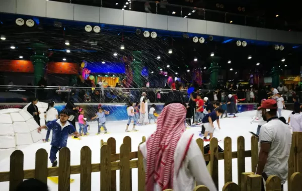 مجموعة فقيه و"إيفرسنو" الفرنسية تطلقان "سنولاند" في جدة