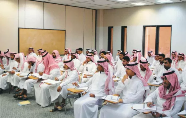 فتح باب القبول في كلية المجتمع بمكة