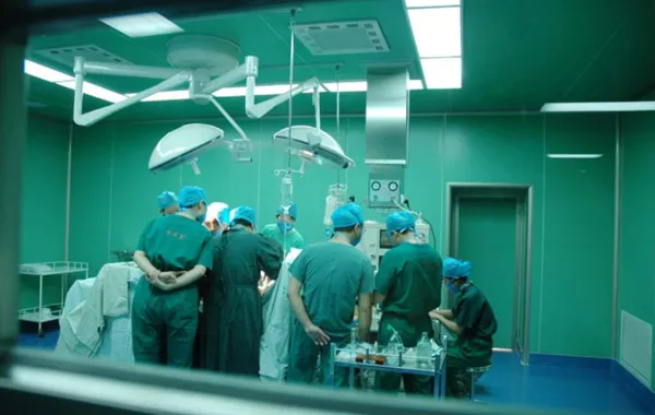 60 عملية قسطرة وقلب مفتوح للحجاج في مدينة الملك عبدالله الطبية
