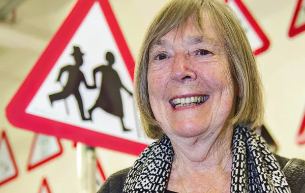 مارغريت كالفيرت.. المرأة التي أرشدت ملايين السائقين