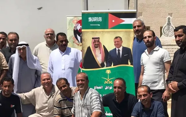 على نفقة خادم الحرمين.. إنطلاق قافلة المصابين العسكريين الأردنيين لأداء الحج