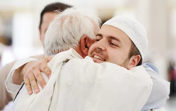 طقوس استقبال حجاج بيت الله الحرام في الدول العربية