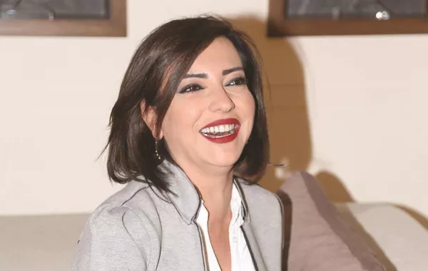 هل وقعت أمل عرفة في الحب؟