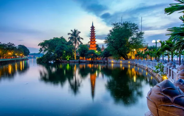 هانوي وجهة سياحية للذواقة وعشاق المغامرة