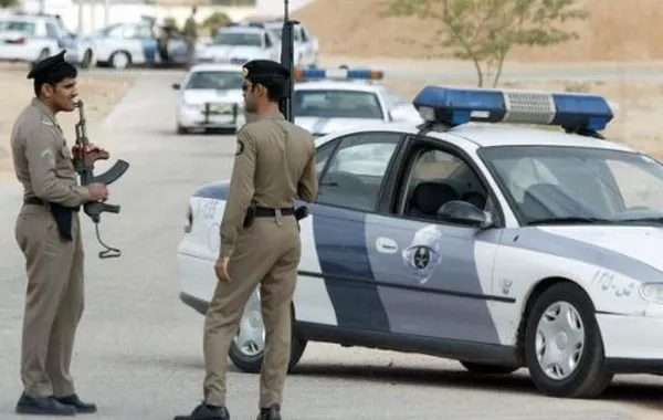 الإطاحة بوافدين اختلسا أكثر من ٢٠٠ ألف عبر بطاقات مصرفية بجازان