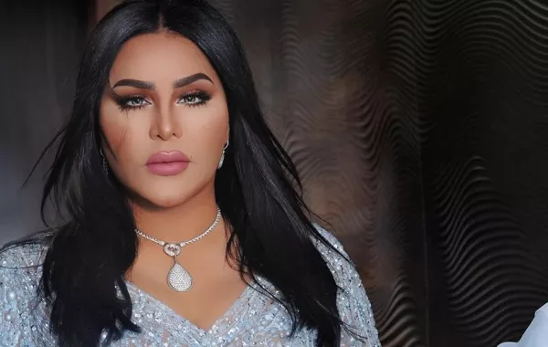 بالصور: أحلام تستجيب لدعوة نجم آراب أيدول لحضور حفل زفافه