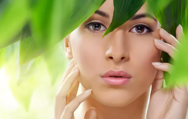 حاربي التجاعيد بالشاي الأخضر 