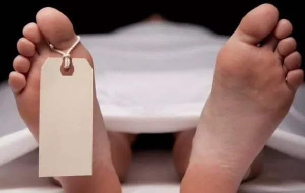 العثور على جثث أبّ و4 من أبنائه "متحللة" .. وشكوك بالزوجة المختفية