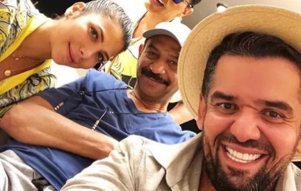 ما السر الذي جمع أحلام وعبادي والجسمي وأصالةفي صورة؟