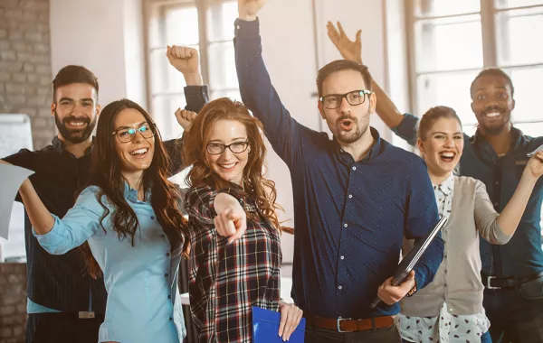 طرق تحقق بها الشركات سعادة الموظفين