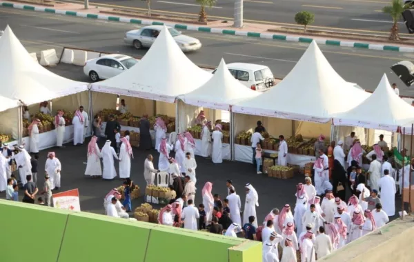 حراج فاكهة الرمان بالباحة الأول من نوعه واليوم ختام المهرجان