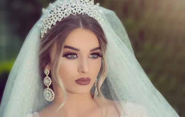 تسريحات عروس2018 للشعر المصبوغ