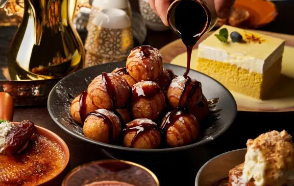 مطعم وكافيه خليجي في دبي، يحتفي باليوم الوطني السعودي بطريقة مميزة